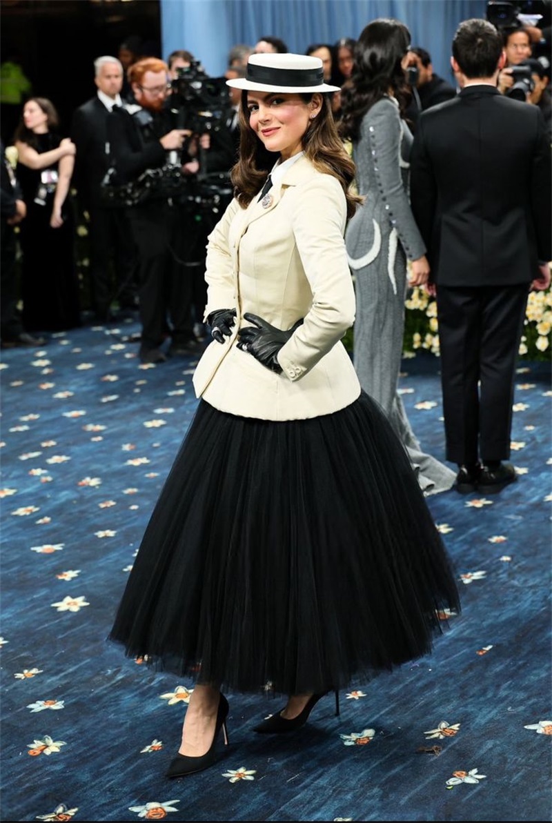 Белые женские офисные костюмы, – обзор и цена Women Formal Wear Designers